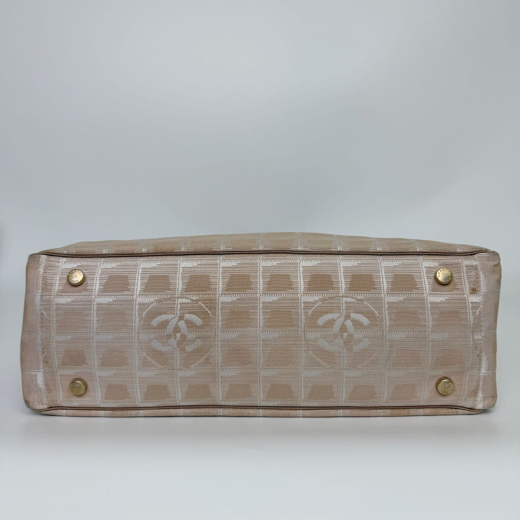 Chanel New Travel Line Tote MM Nylon Canvas Beige Gold Vintage — view 8