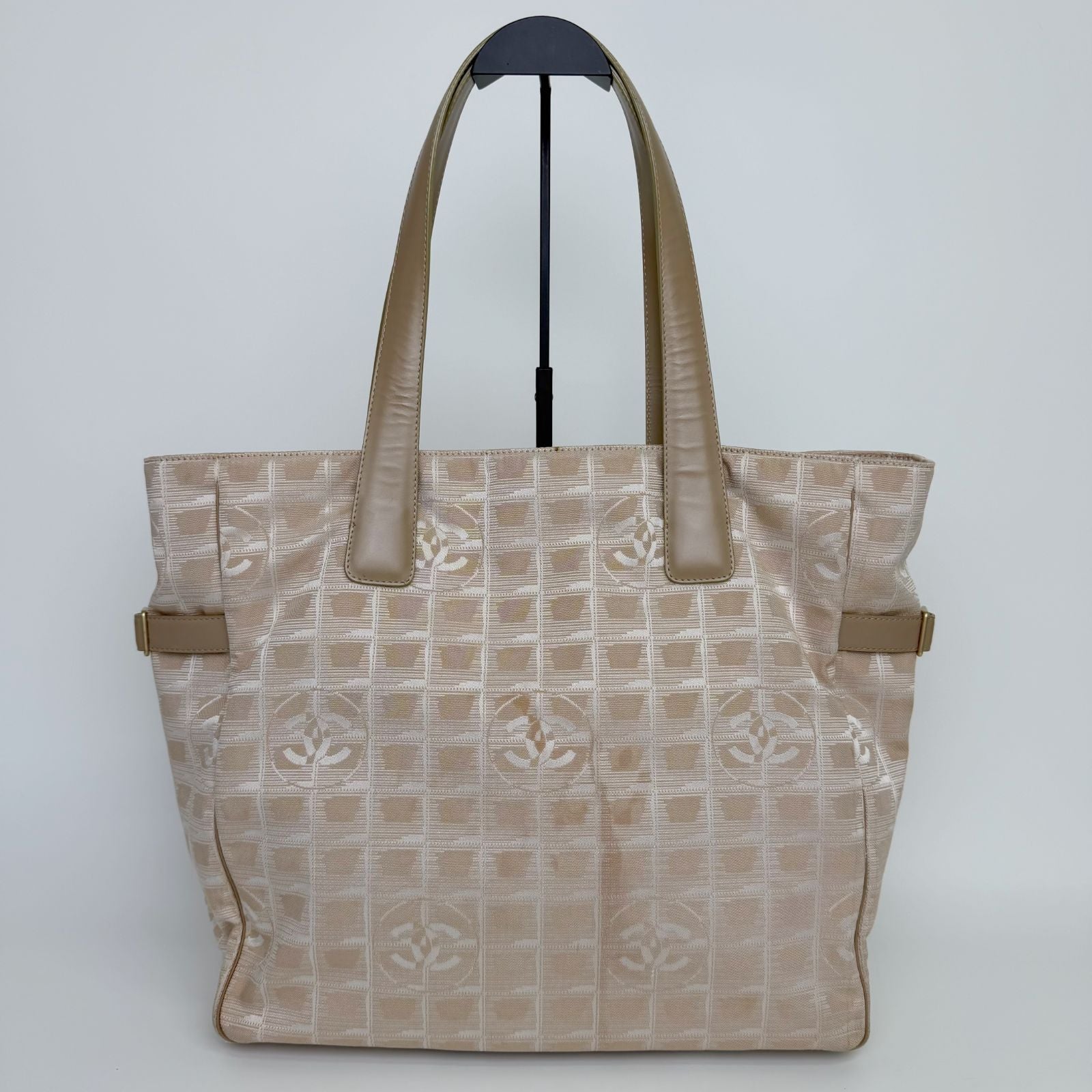 Chanel New Travel Line Tote MM Nylon Canvas Beige Gold Vintage — view 2