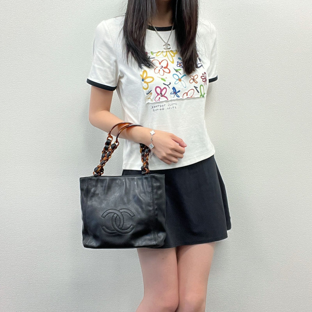 Chanel Timeless CC Tortoiseshell Chain Handbag Lambskin Black Vintage