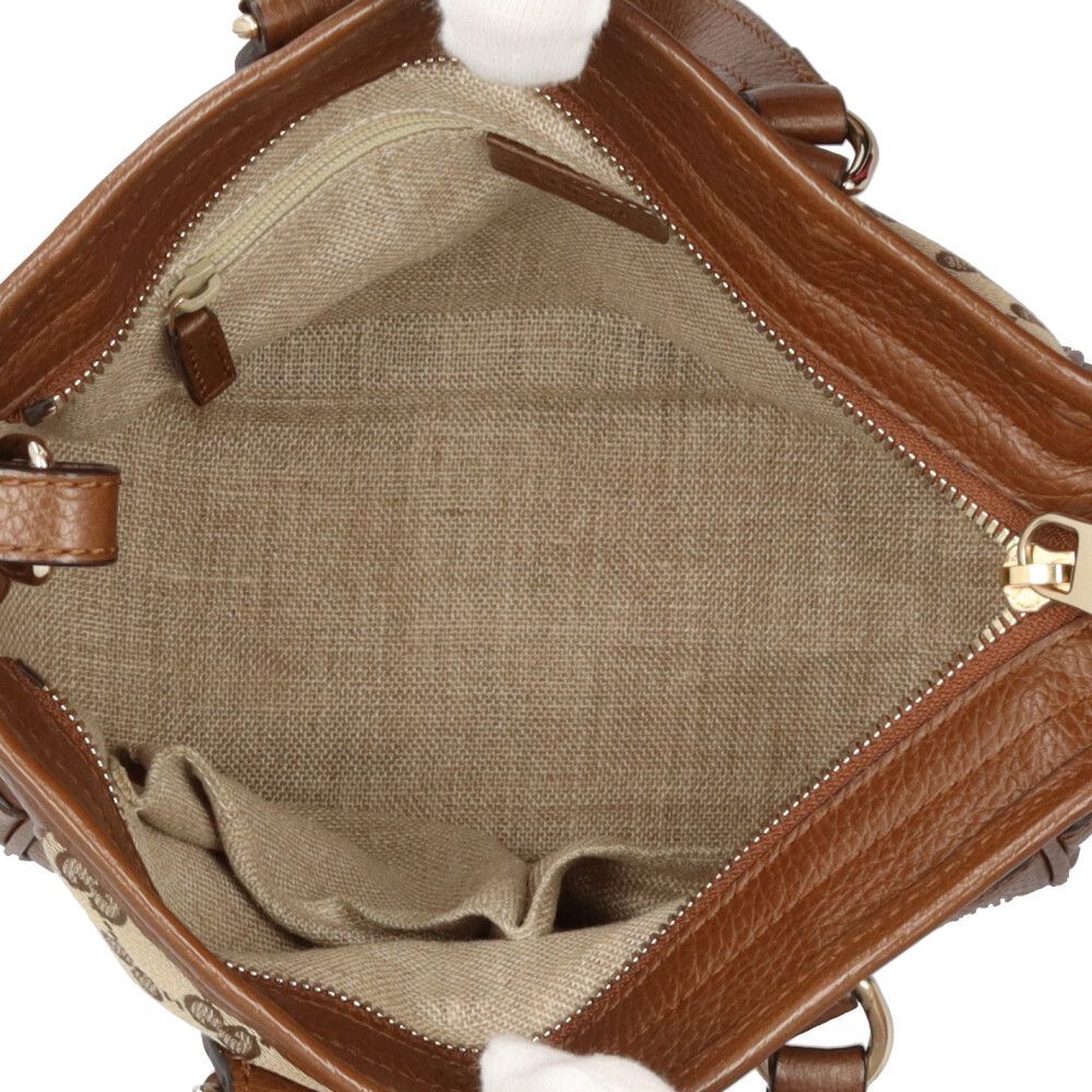 Gucci GG Canvas Shoulder Bag Beige — view 6