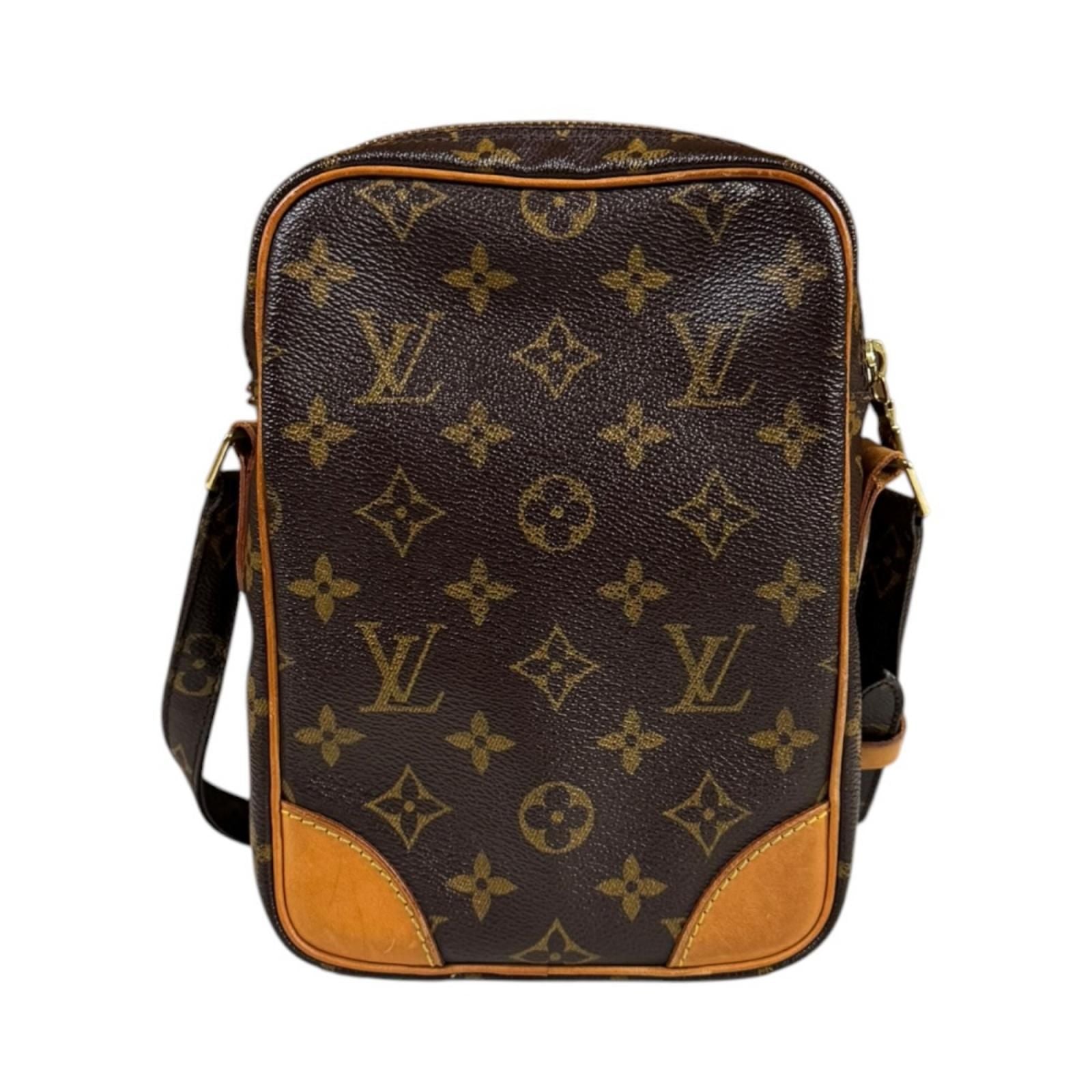 Louis Vuitton Amazon Monogram Shoulder Bag Canvas Brown — view 3
