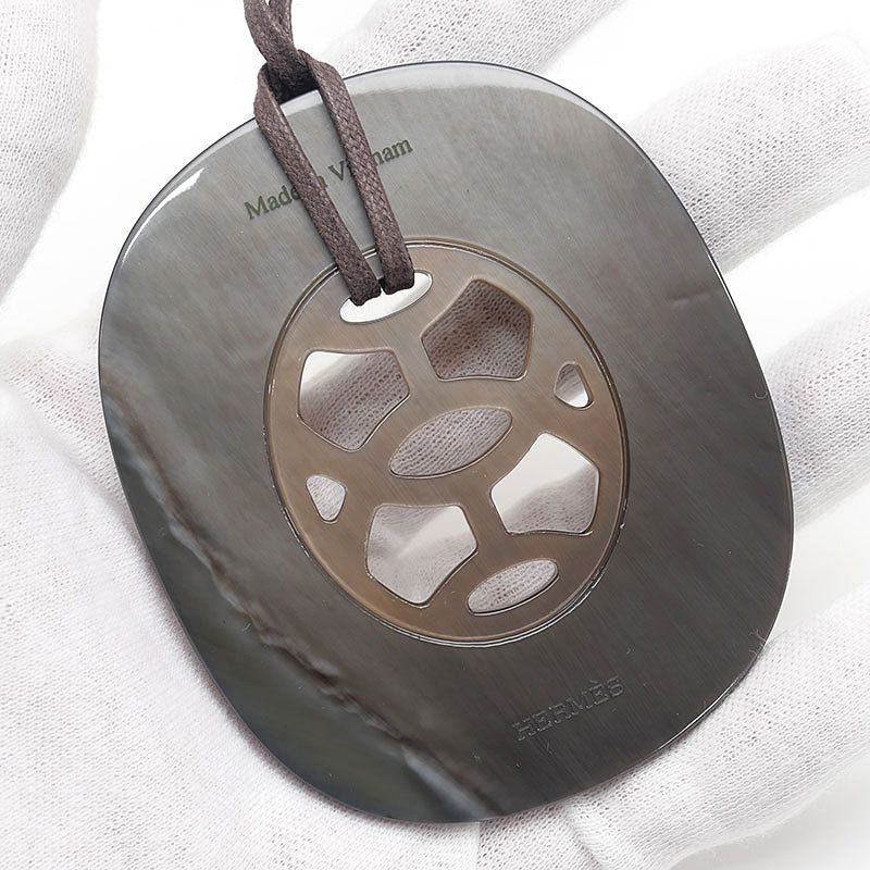 Hermes GM Buffalo Necklace Black Gray — view 3