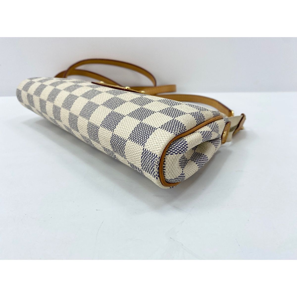 Louis Vuitton Shoulder — view 7