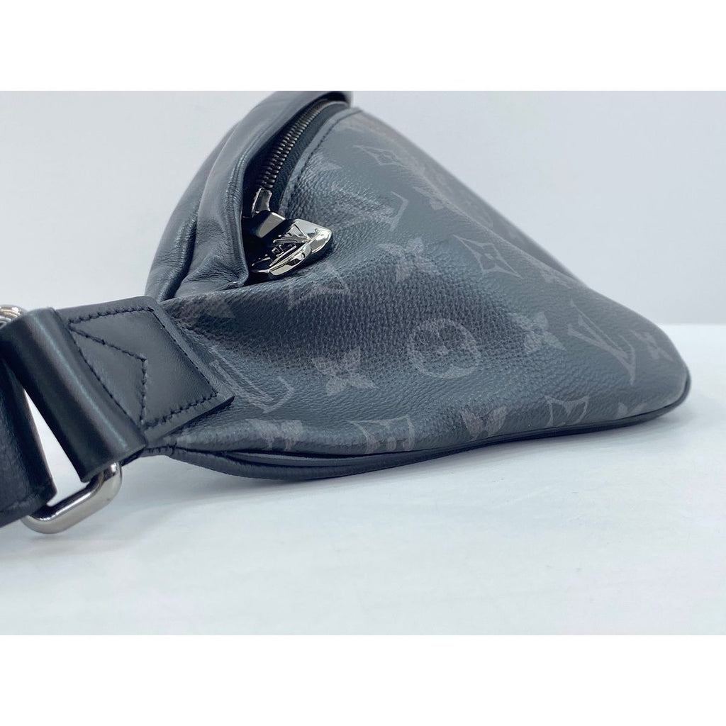 Louis Vuitton Belt Bag Discovery — view 4