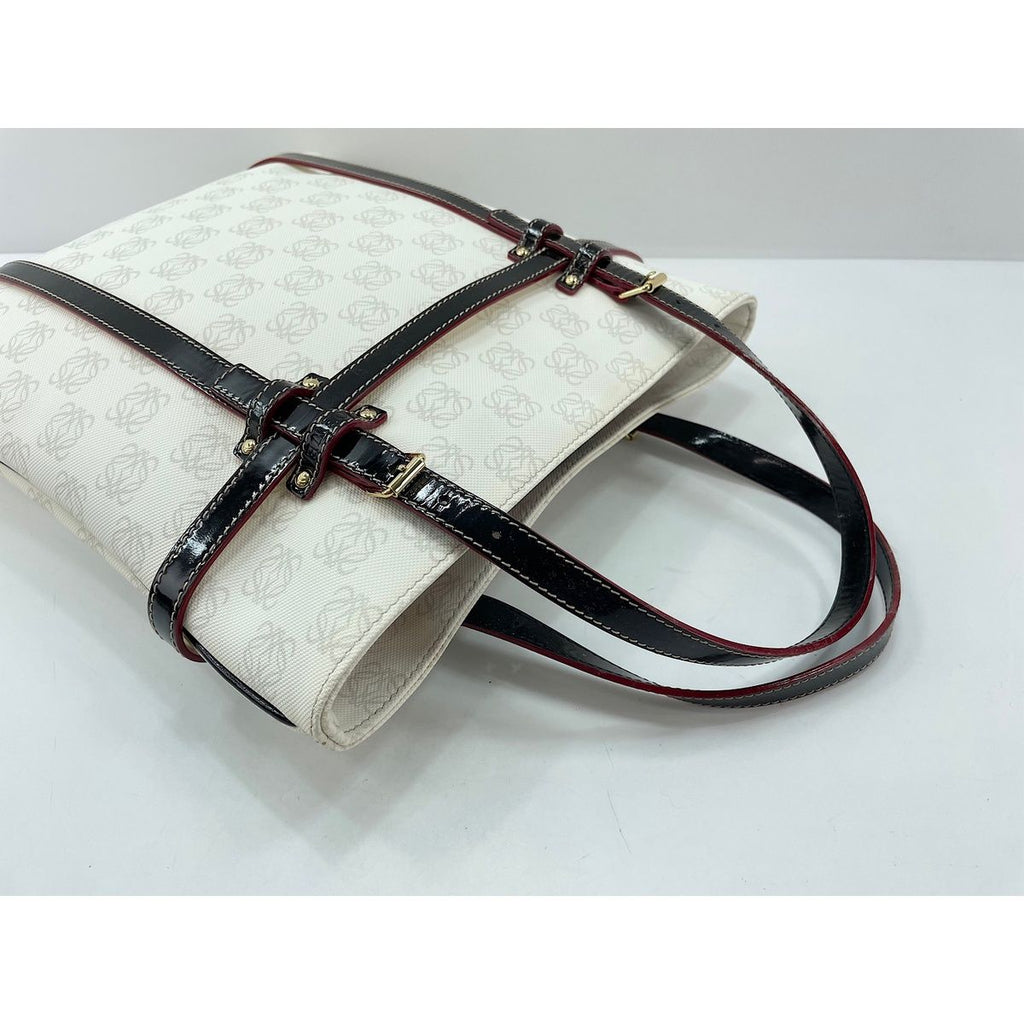 Loewe Handbag Anagram White — view 8