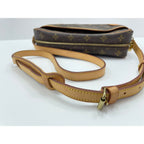 Louis Vuitton Shoulder Bag Trocadero — view 8