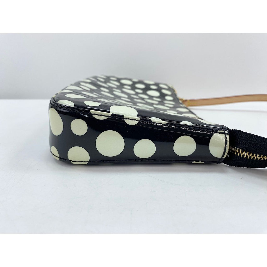 Louis Vuitton Shoulder Bag Yayoi Kusama Pochette Soirle — view 3