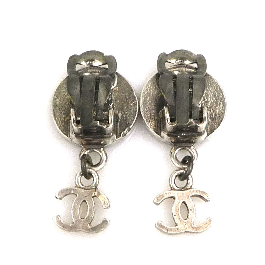 Chanel Earrings Medallion Silver — view 5