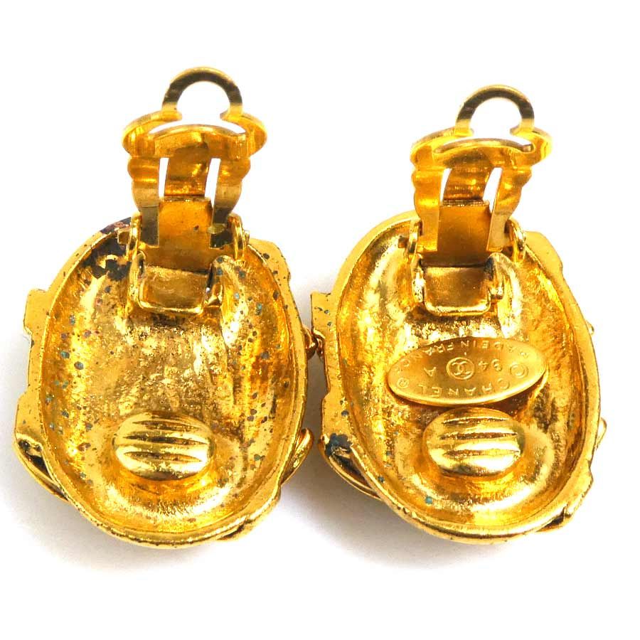 Chanel Earrings CC Logo — view 7