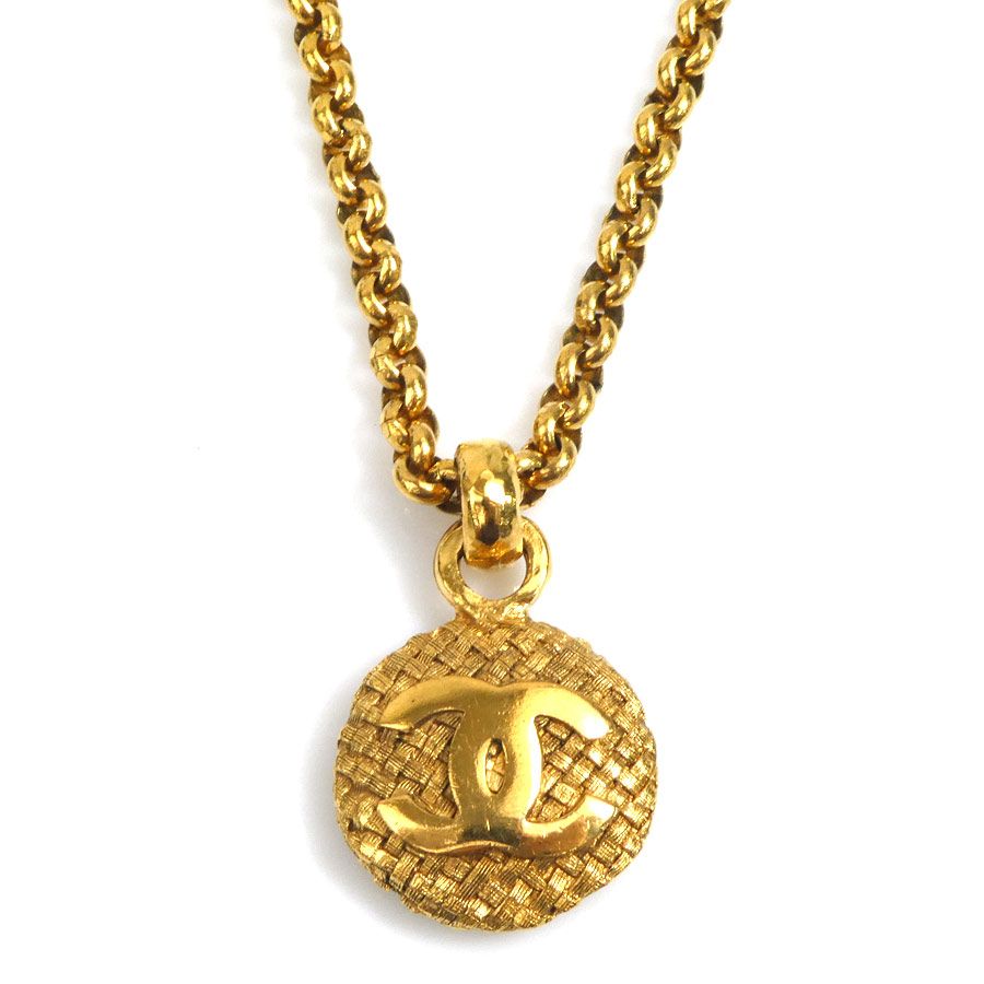 Chanel Necklace CC Logo