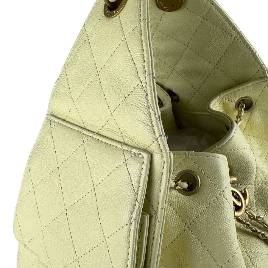 Chanel Shoulder Bag 25 — view 7
