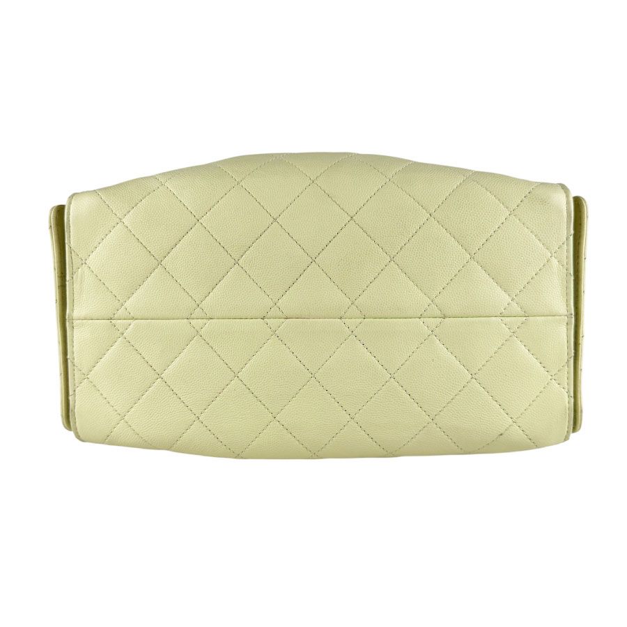 Chanel Shoulder Bag 25 — view 4