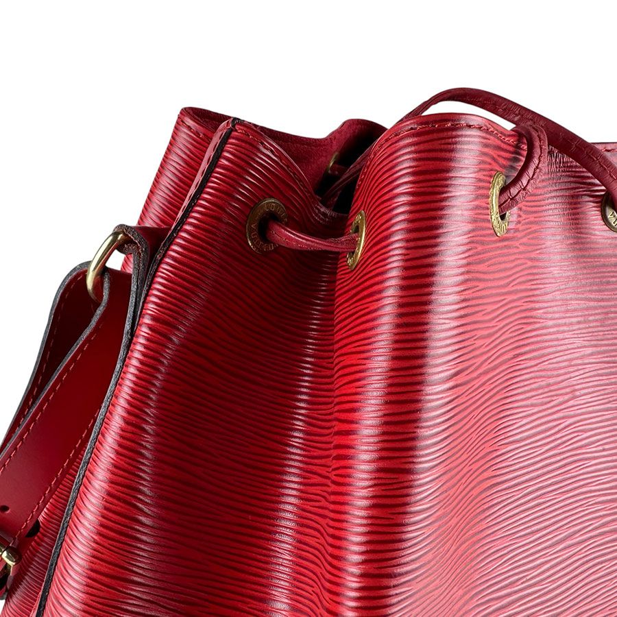 Louis Vuitton Shoulder Bag — view 7