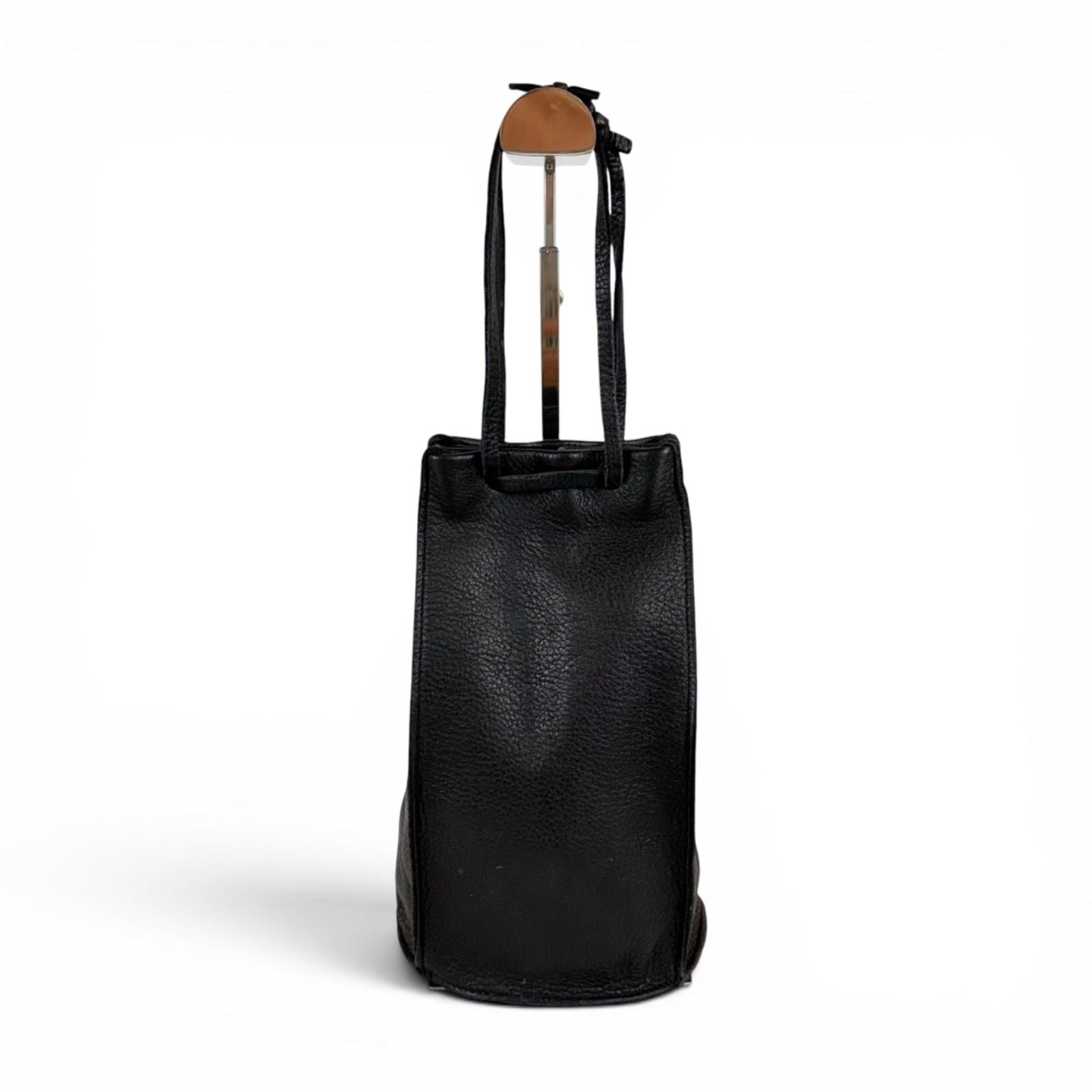 Bottega Veneta Hand Bag Leather Black Bag Drawstring — view 2