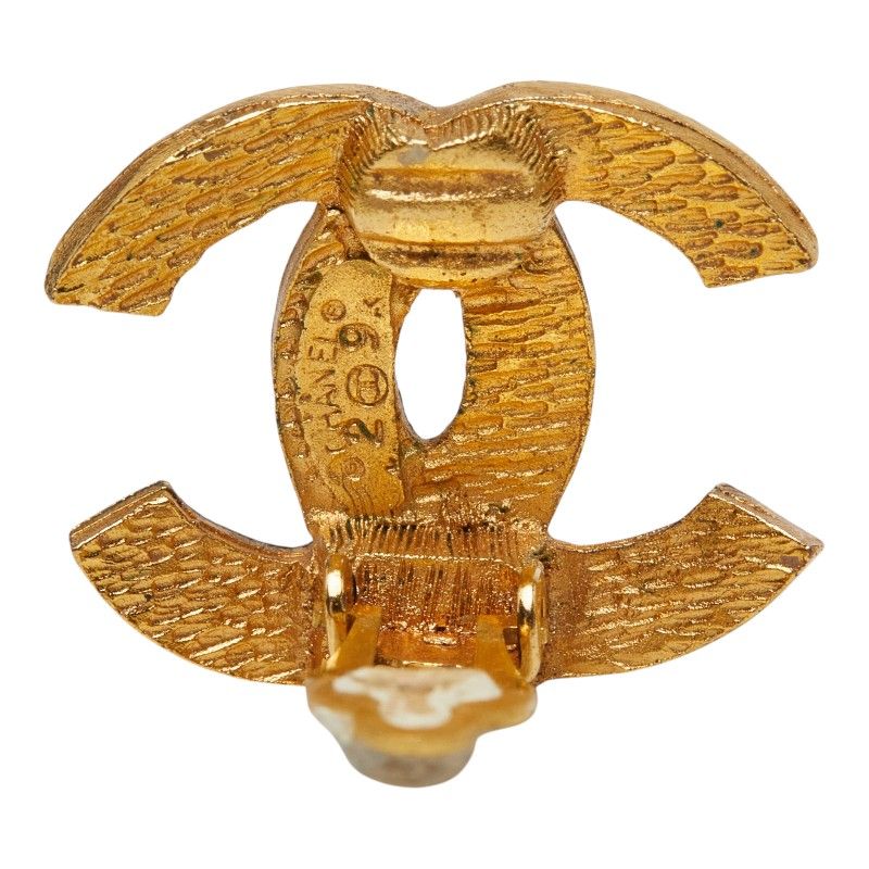 Chanel CC Logo Vintage Earrings Gold Plated — view 4