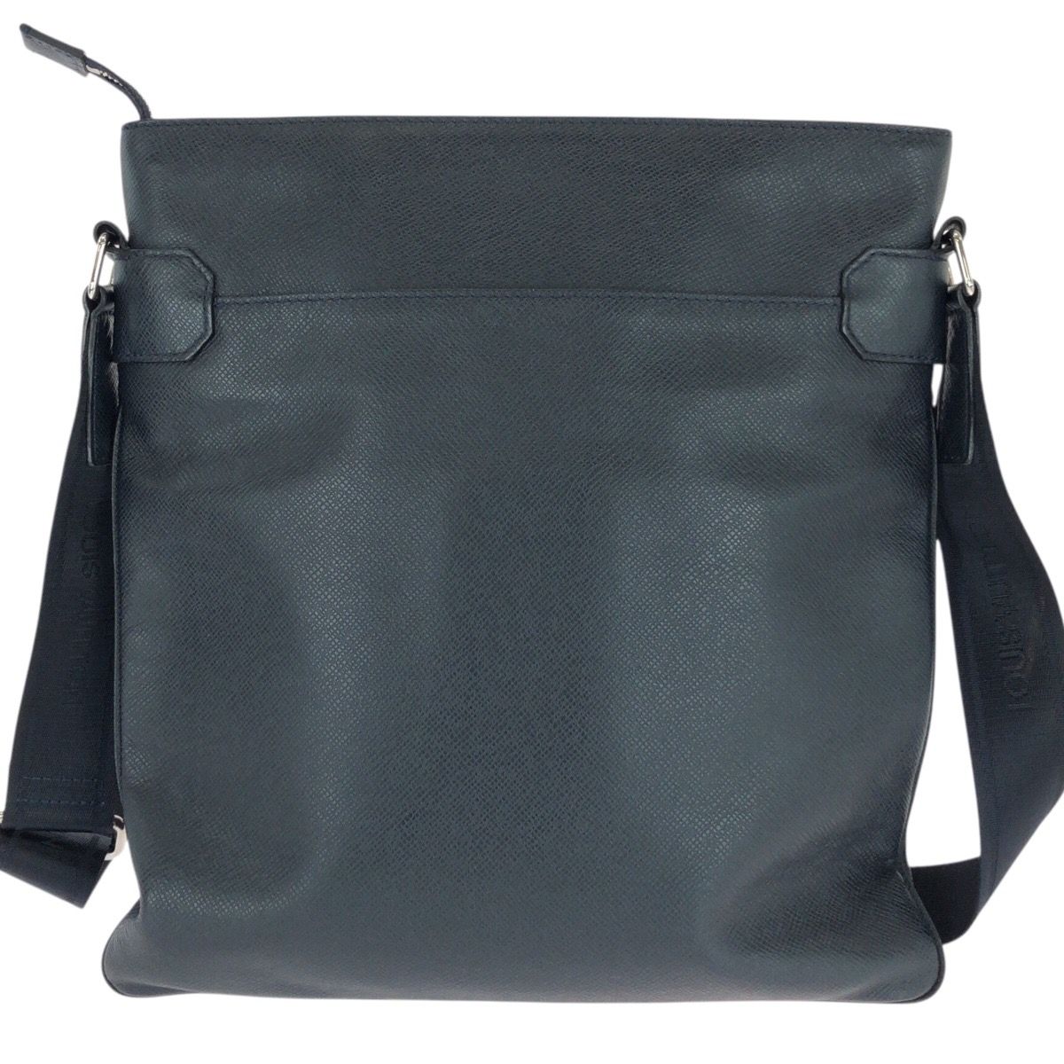 Louis Vuitton Taiga Sasha Navy Silver Leather Shoulder — view 2
