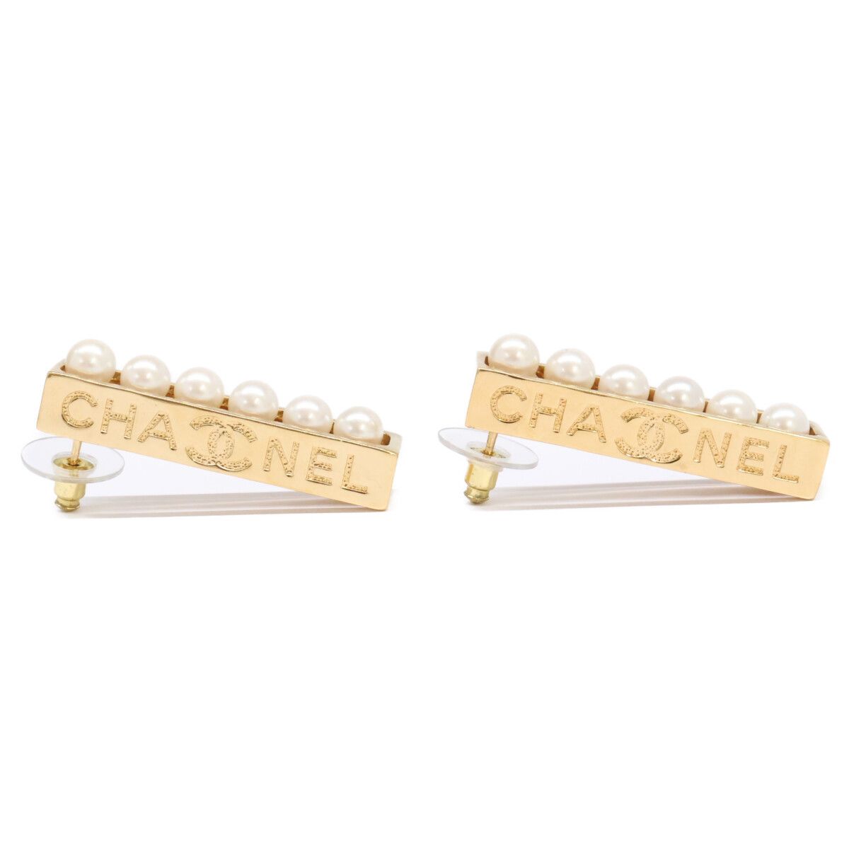 Chanel Pearl Logo Plate Earring — view 4