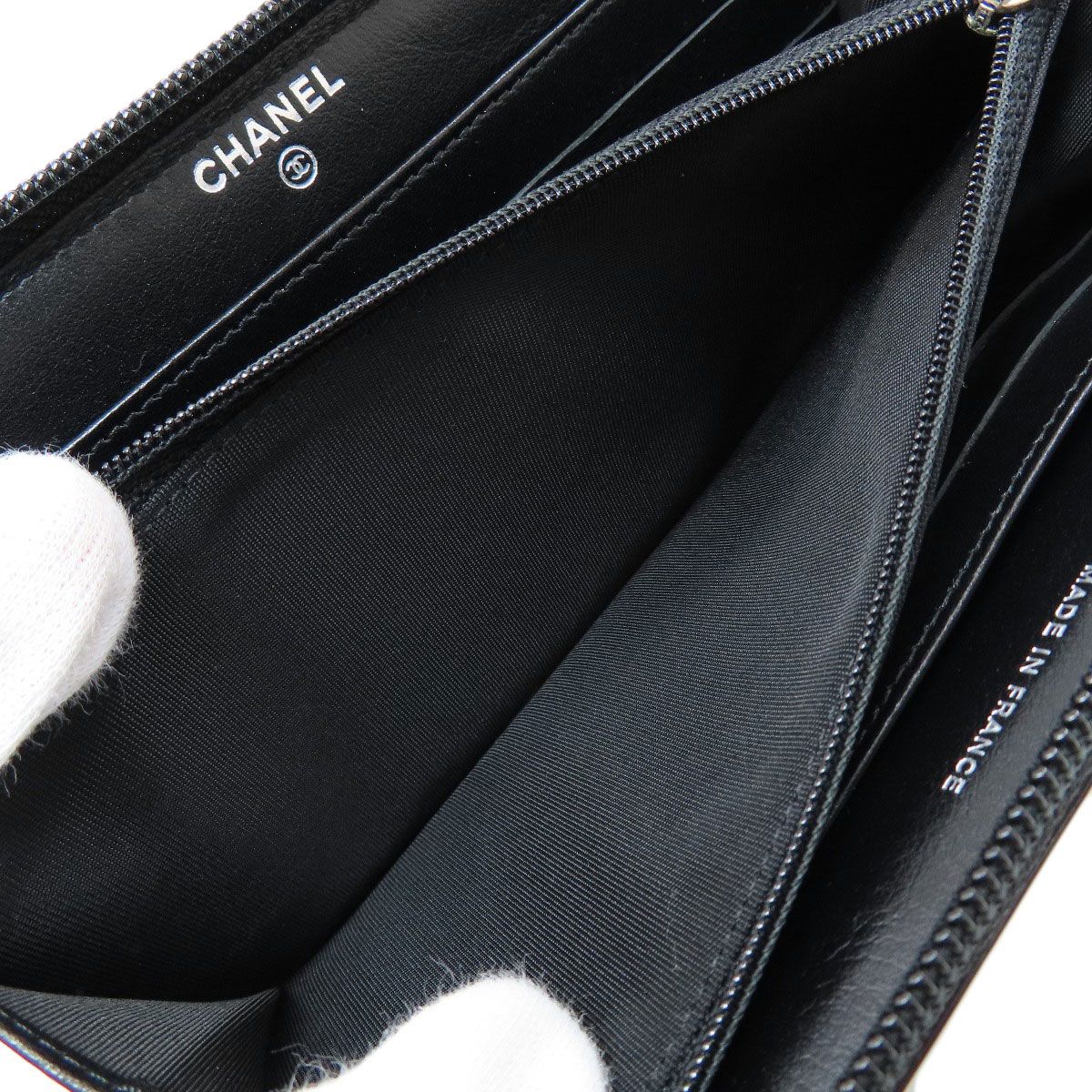 Chanel CC Logo Silver Wallet Patent — view 5