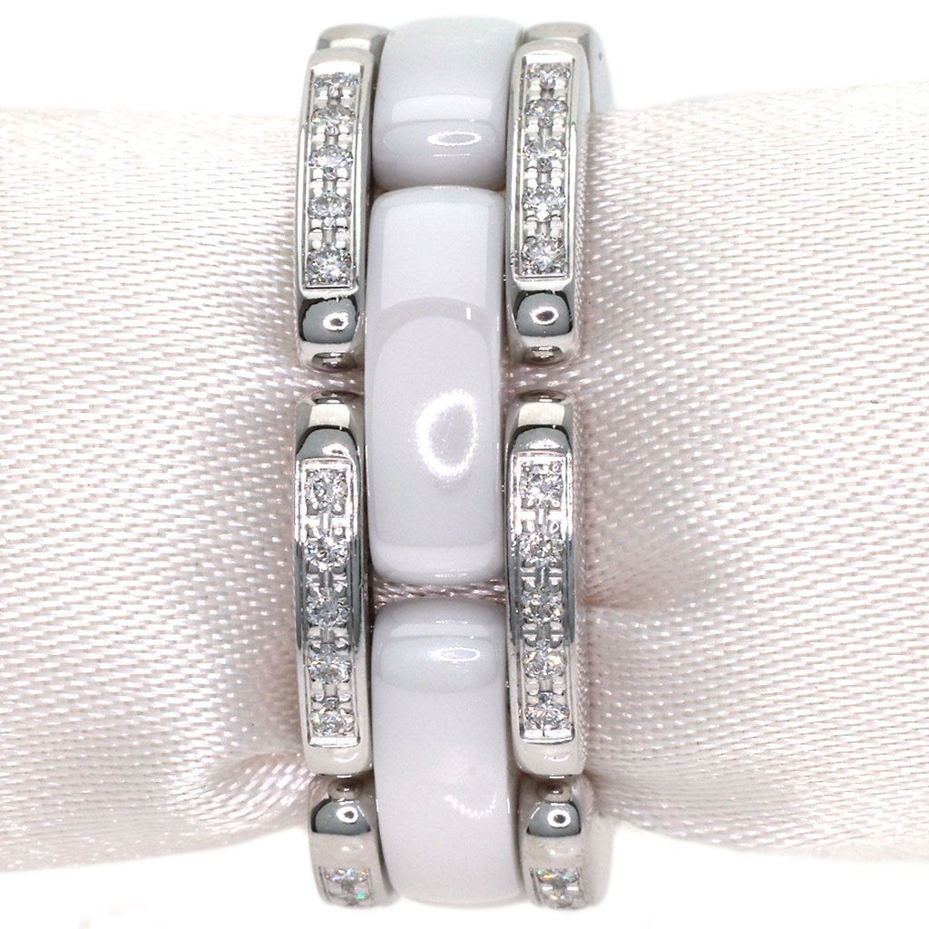 Chanel Ultra Diamond 51 Ring 18k White Gold — view 3