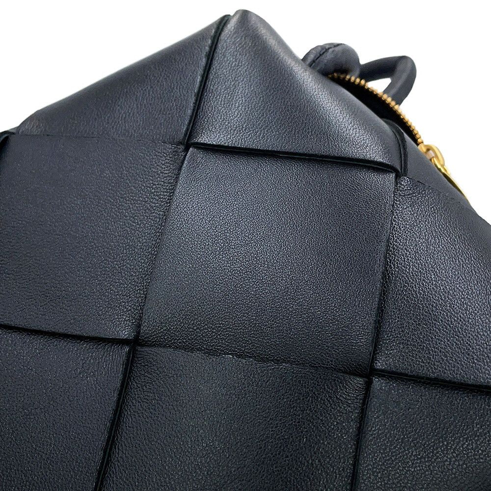 Bottega Veneta Shoulder Bag Maxi Intrecciato Mini Cassette Lambskin Black — view 7