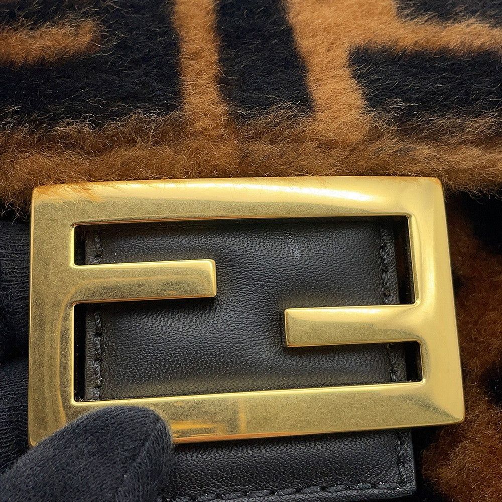 Fendi Handbag Zucca Pattern Bucket Fur Leather — view 7