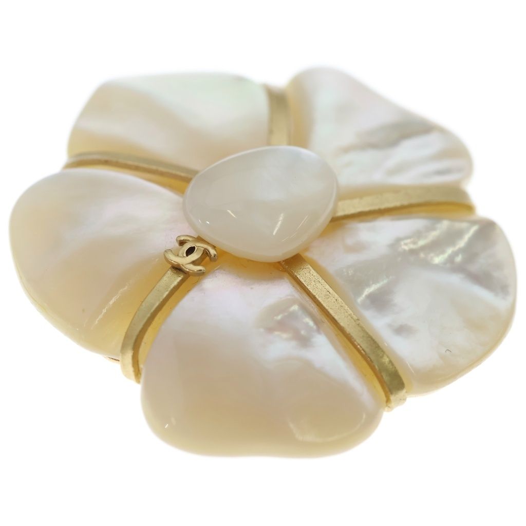 Chanel Camellia Shell Bro Pin White Gold Brooch — view 5
