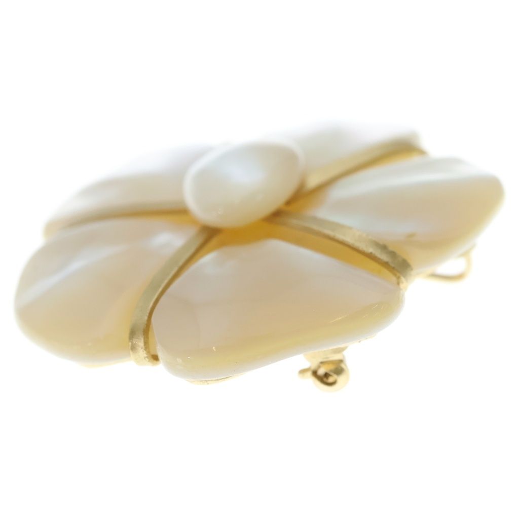 Chanel Camellia Shell Bro Pin White Gold Brooch — view 3