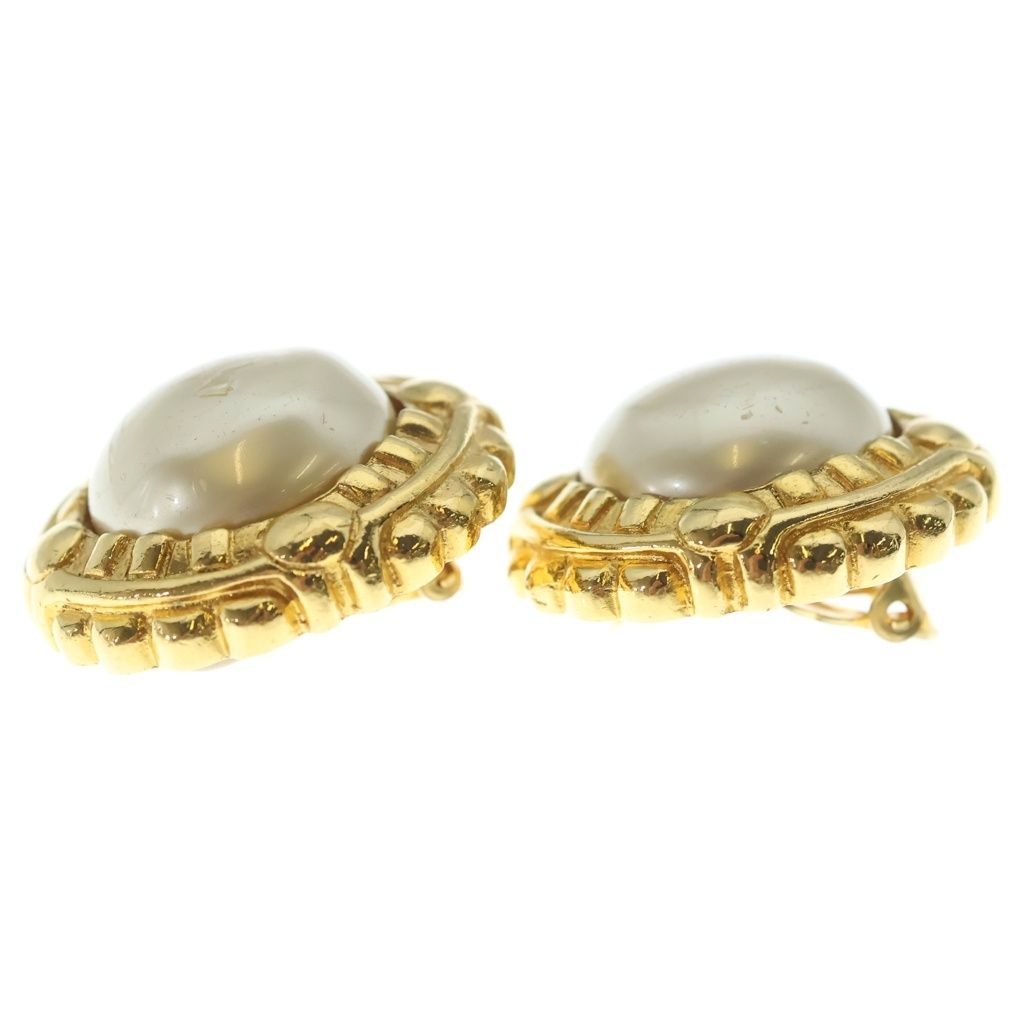 Chanel Fakepearl Roundearrings White Gold Earring — view 4