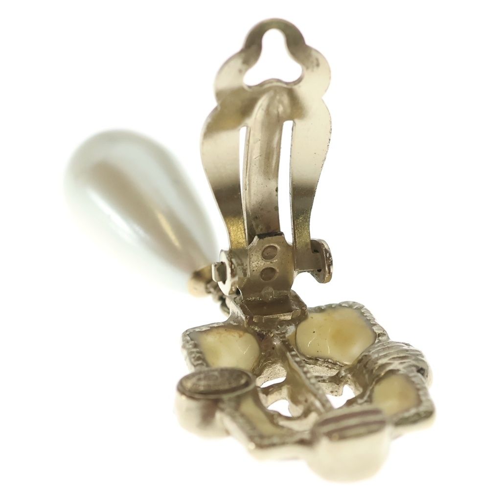 Chanel CC Logo Fakepearl Drop Earrings Gold — view 5