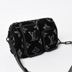 Louis Vuitton Keepall Bandouliere 25 Boston Bag Monogram Eclipse Tuffetage — view 3