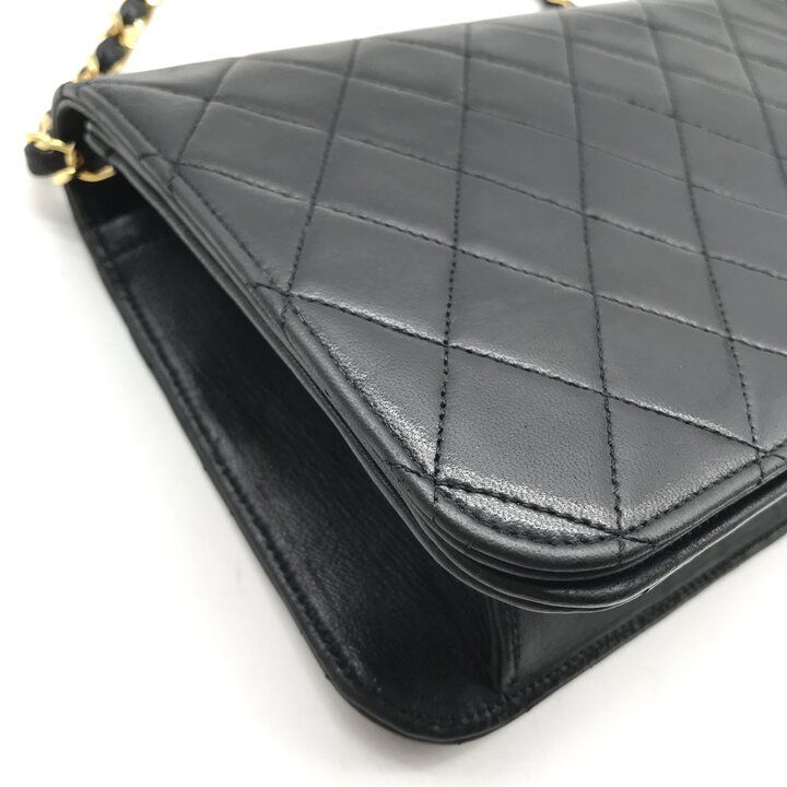 Chanel CC Logo Quilted Push Lock Chain Shoulder Bag Leather Black — view 6