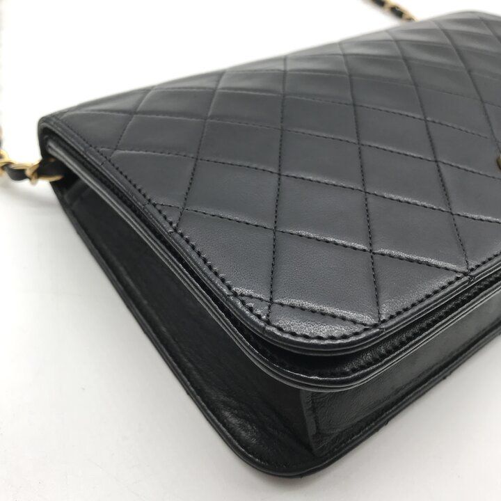 Chanel CC Logo Quilted Leather Push Lock Chain Shoulder Bag Black — view 6