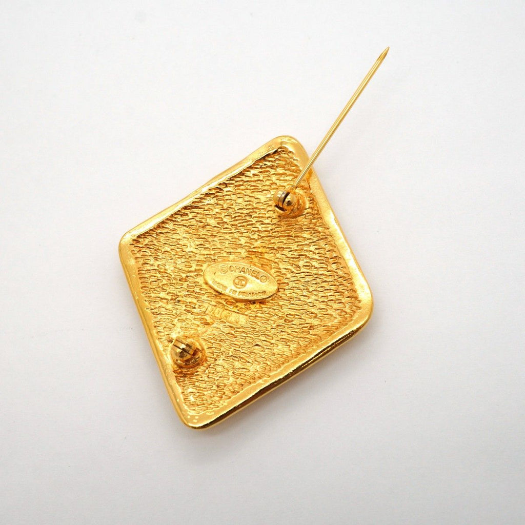 Chanel Brooch Vintage CC Logo Diamond Gold Plated — view 6