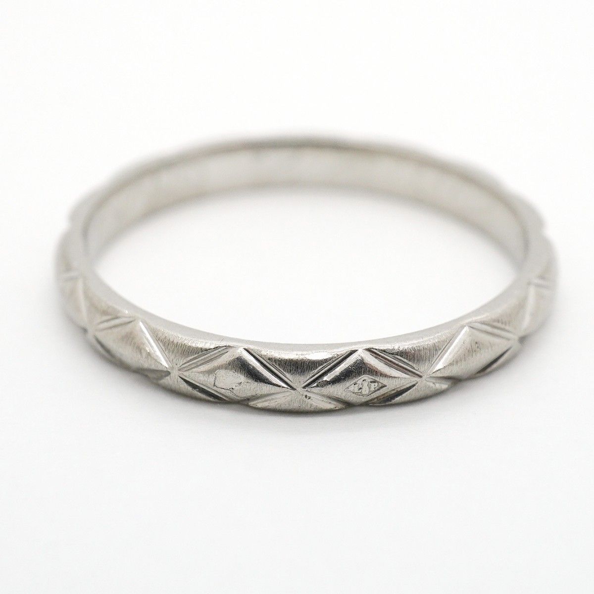 Chanel Ring Quilted Platinum — view 8