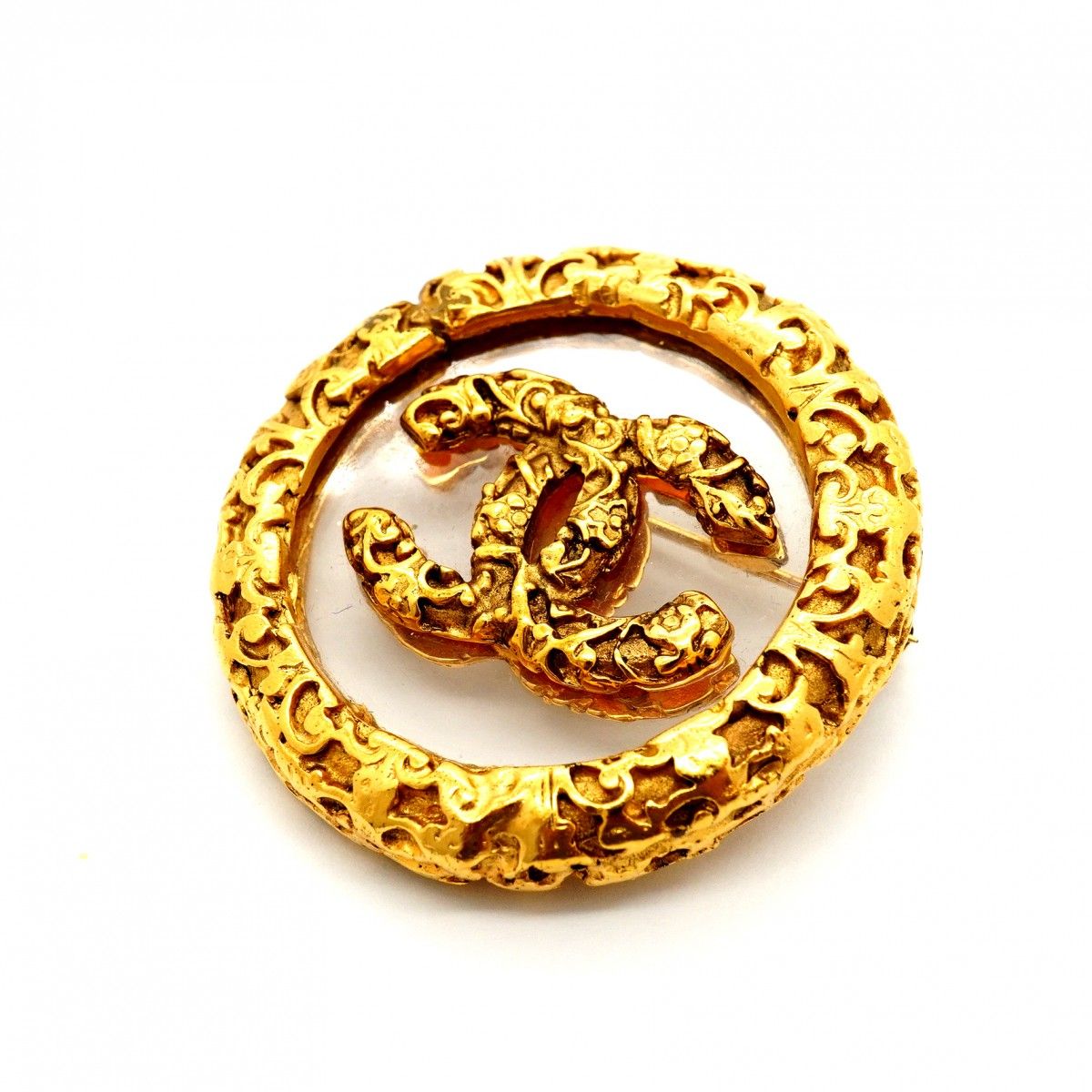Chanel Brooch Vintage CC Logo Round — view 2