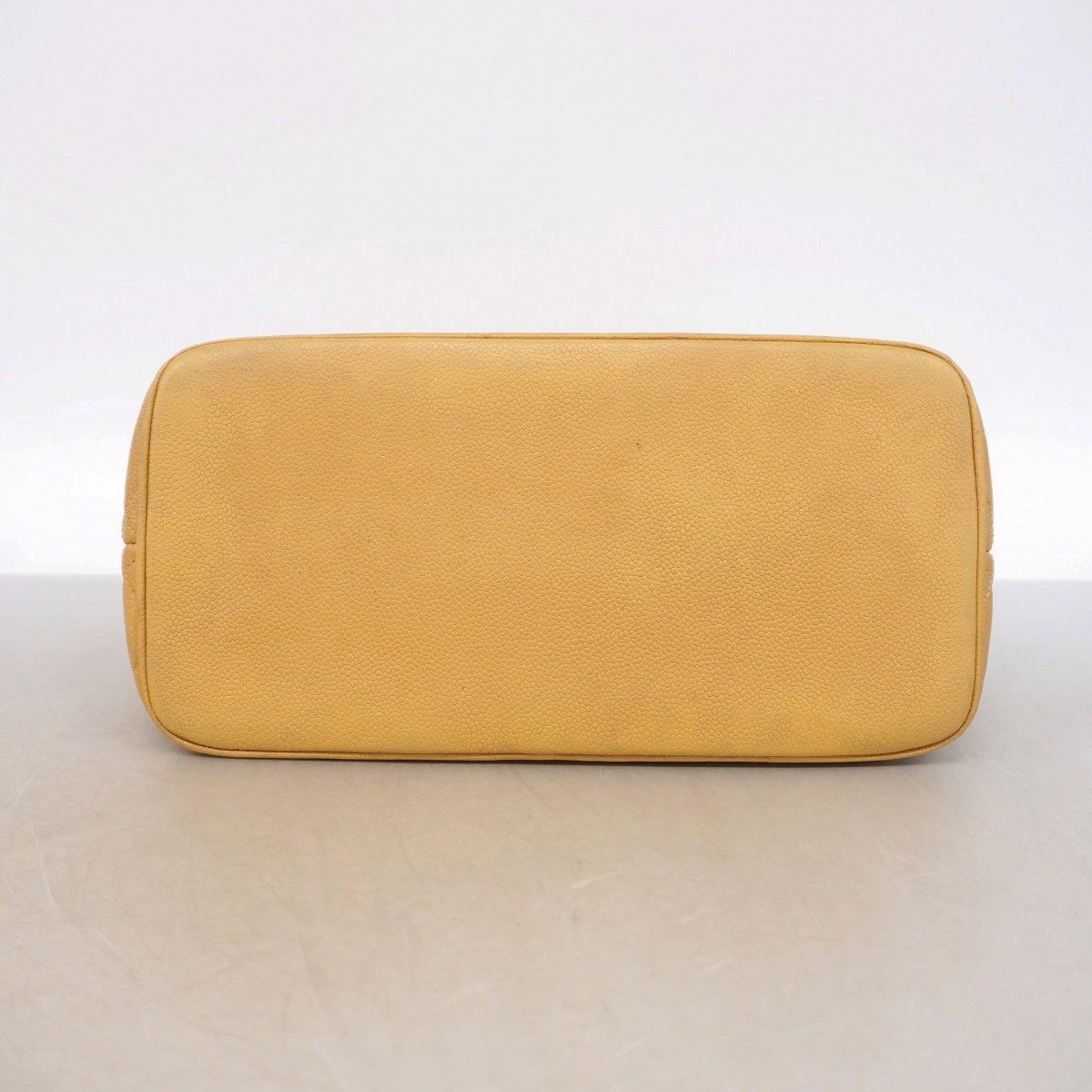 Chanel Tote Reissue Caviar Leather Beige Gold — view 3