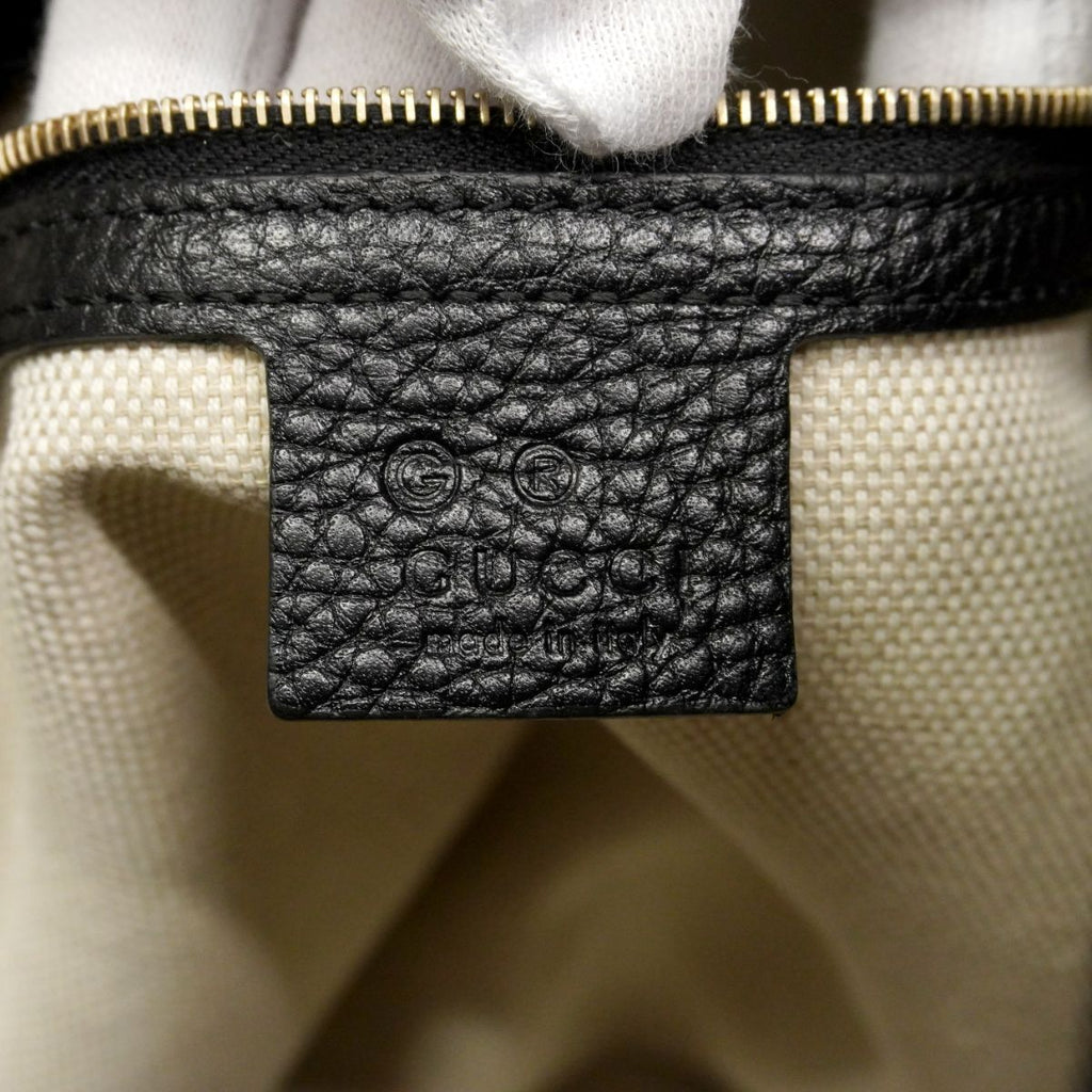 Gucci Shoulder Bag Soho Leather Black Champagne Gold — view 5