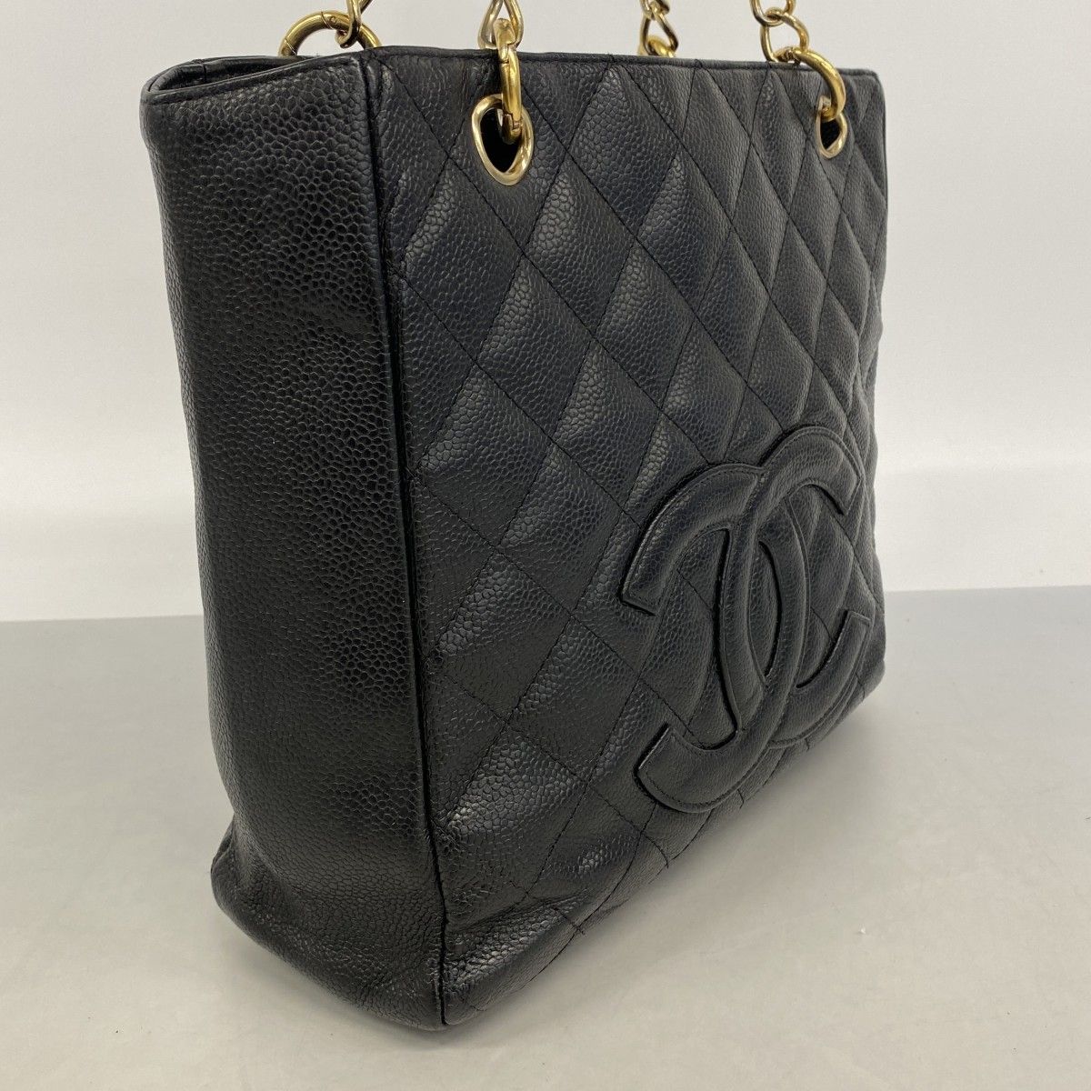 Chanel Tote Quilted Caviar Leather Black Gold — view 2