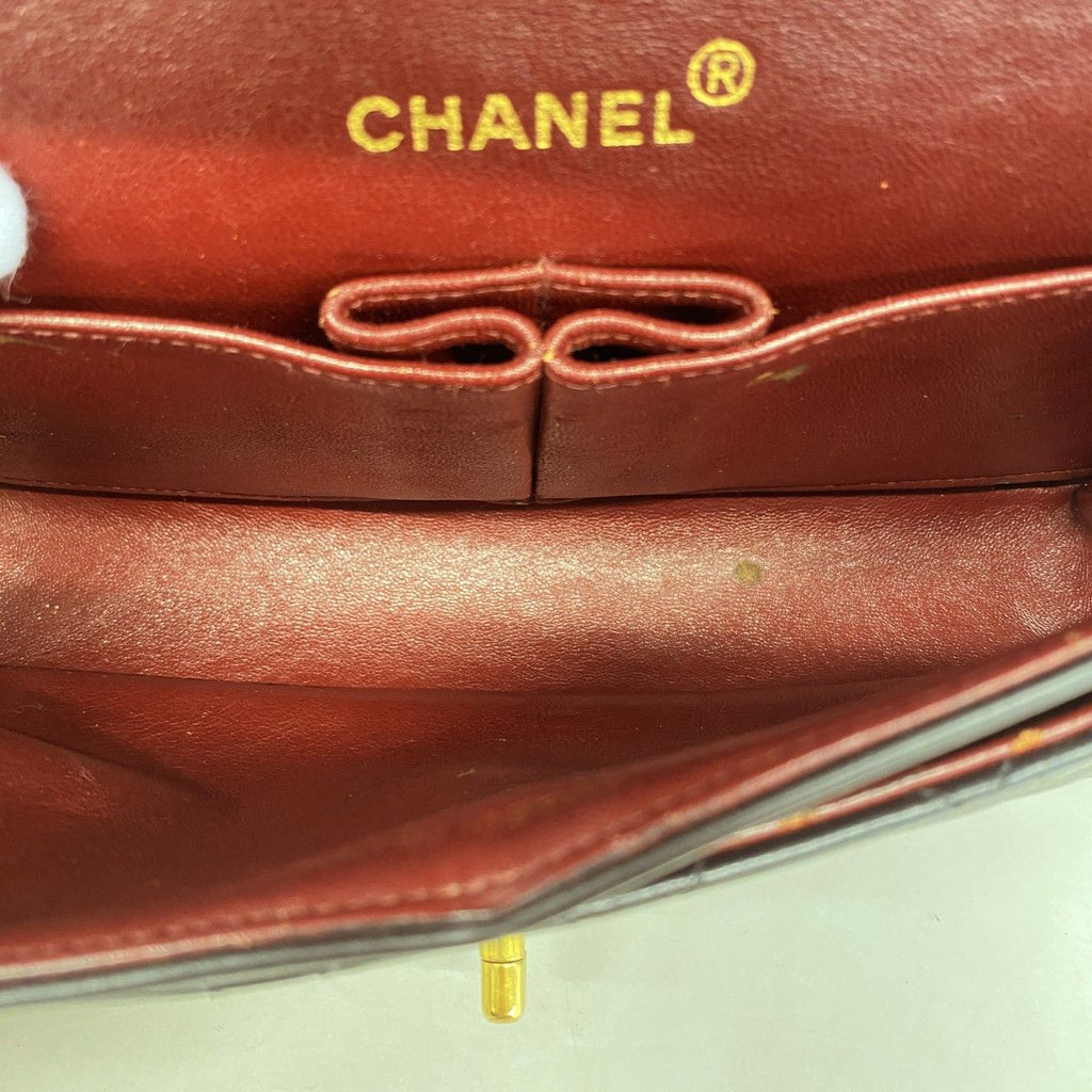 Chanel Shoulder Bag Quilted Lambskin Black Gold — view 4