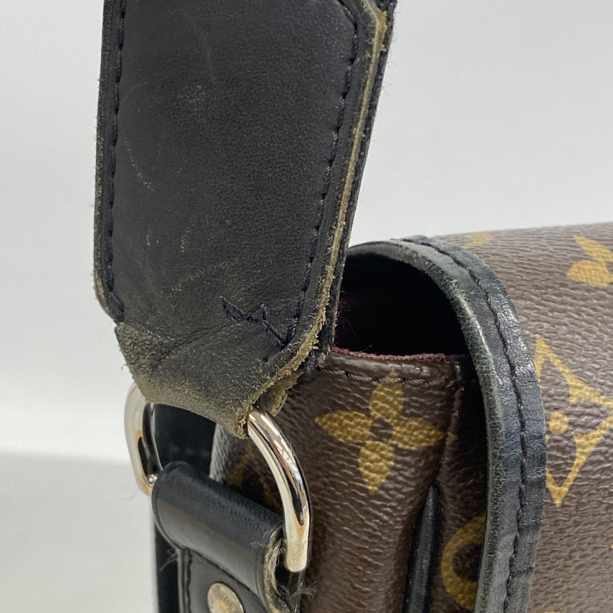 Louis Vuitton Shoulder Bag Monogram Macassar District MM Brown — view 8