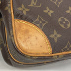 Louis Vuitton Shoulder Bag Monogram Amazon Brown — view 7