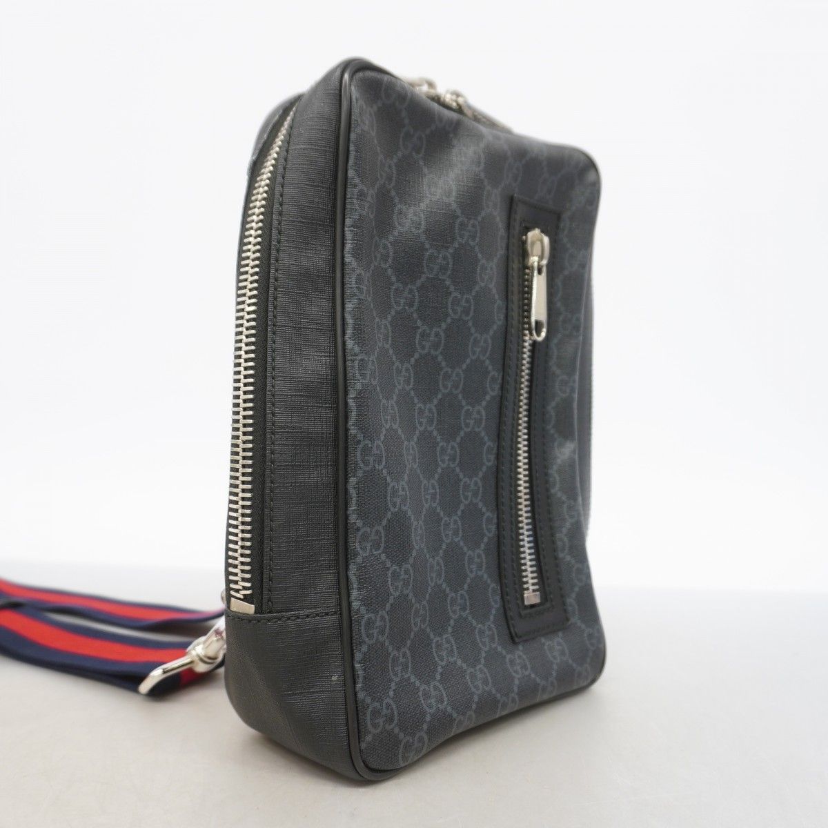 Gucci Belt Bag GG Supreme Black Silver — view 2