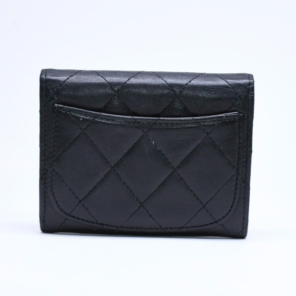Chanel Quilted Coin Card Holder Purse CC Logo Lambskin Silver — view 2