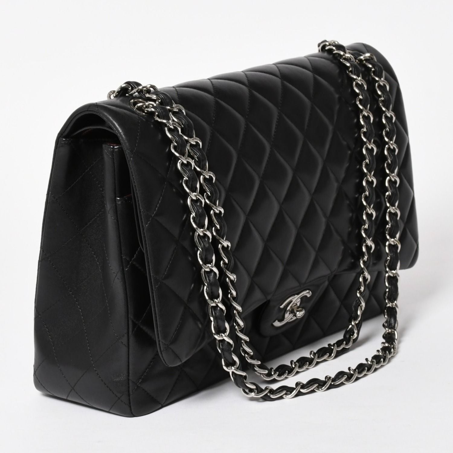 Chanel Maxi Quilted 33 Double Flap Chain Shoulder Bag CC Logo Lambskin Black — view 3
