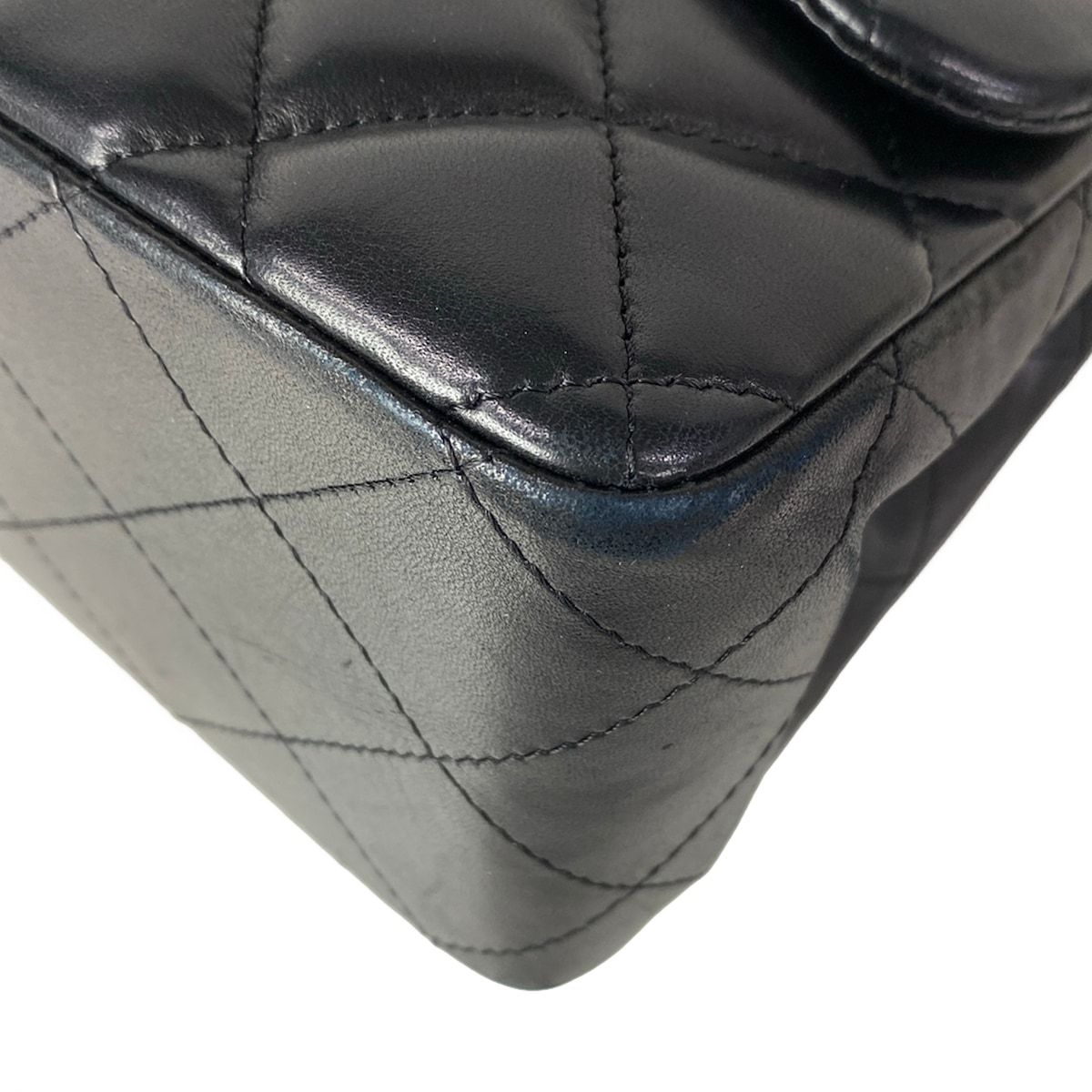 Chanel Shoulder Bag Maxi Quilted Black Chain Gold Lambskin — view 7
