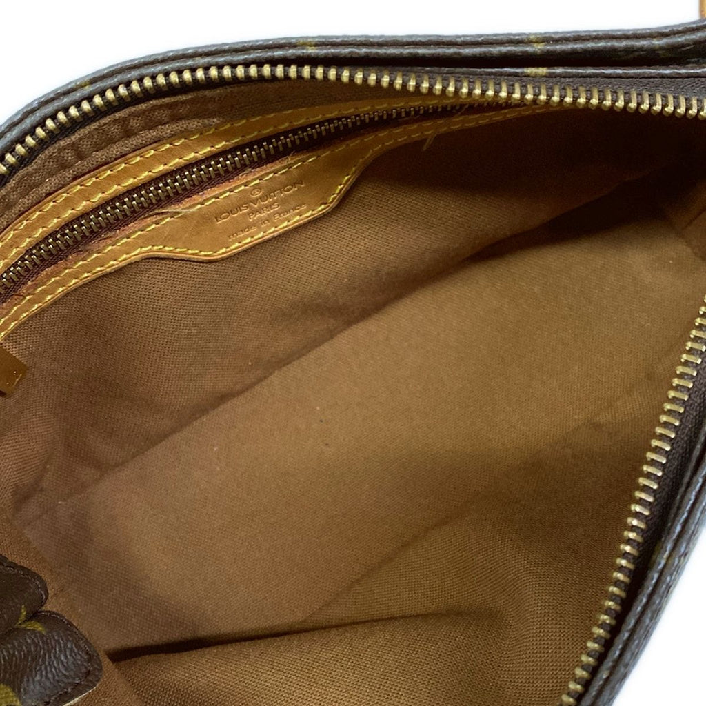 Louis Vuitton Shoulder Bag Monogram Trotteur — view 7