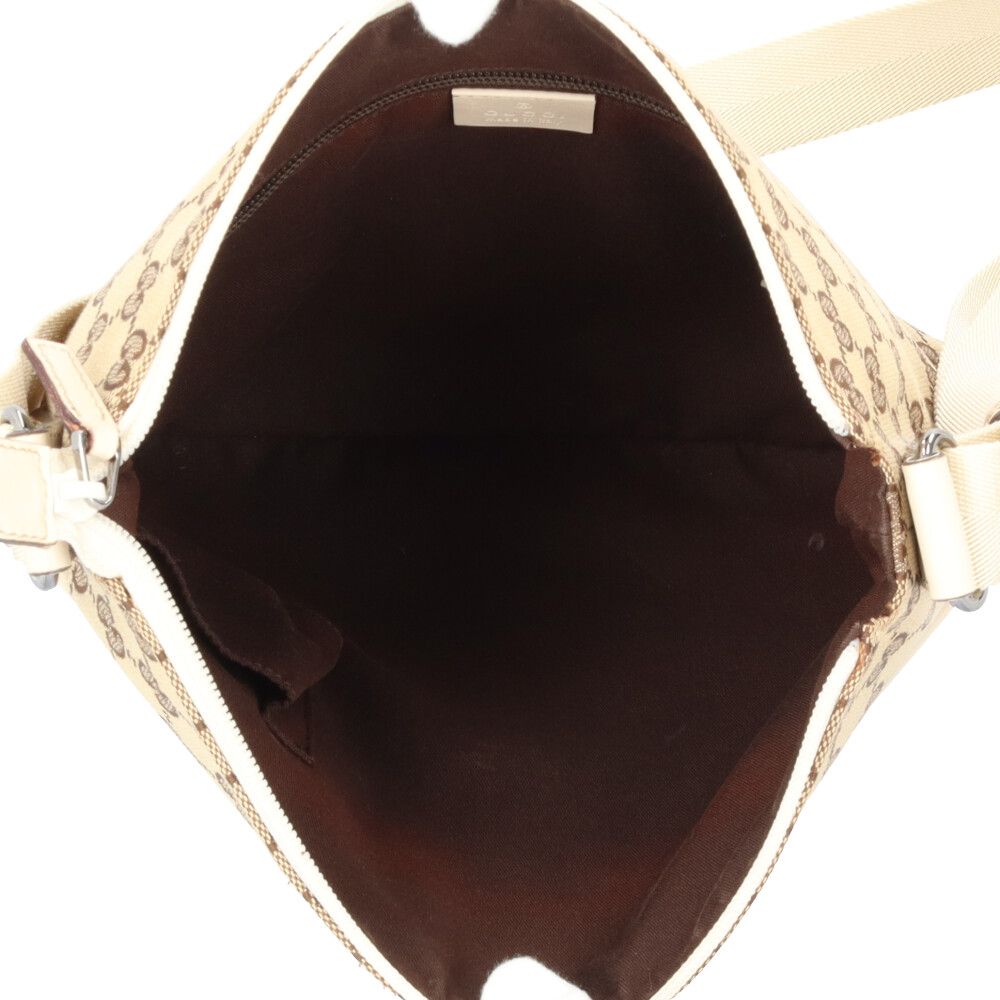 Gucci GG Canvas Shoulder Bag White — view 7