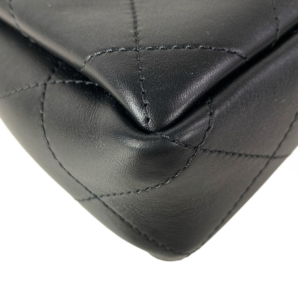 Chanel Shoulder Bag Quilted Black Metal Chain Gold — view 8