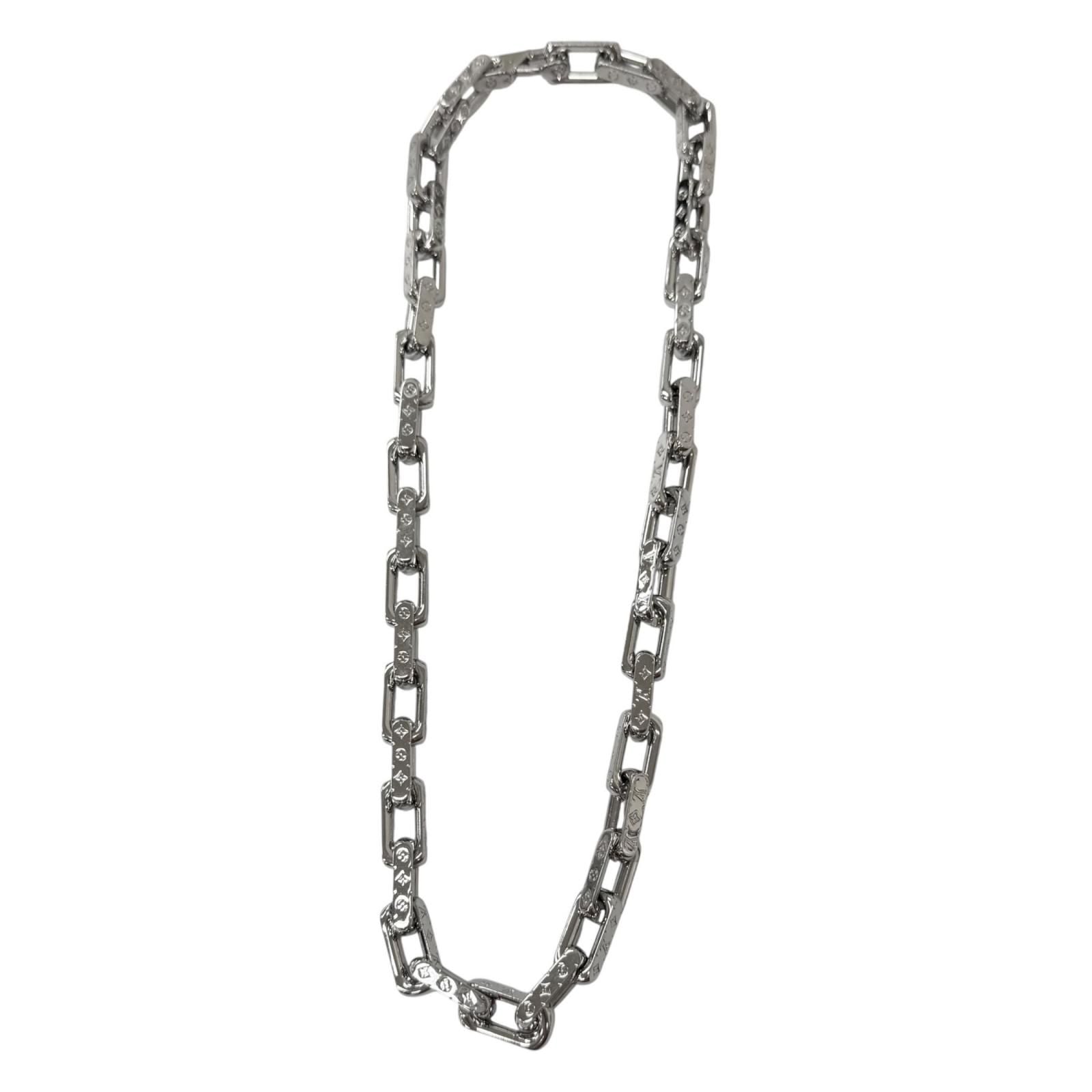 Louis Vuitton Collier Chain Monogram Necklace Silver — view 4