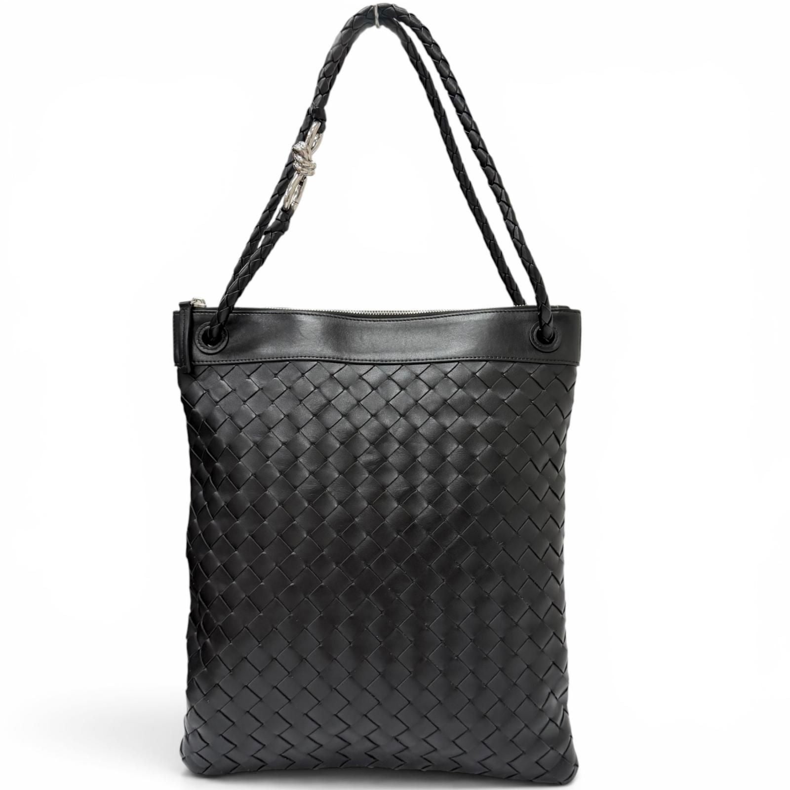 Bottega Veneta Andiamo Leather Intrecciato Messenger Flat Shoulder